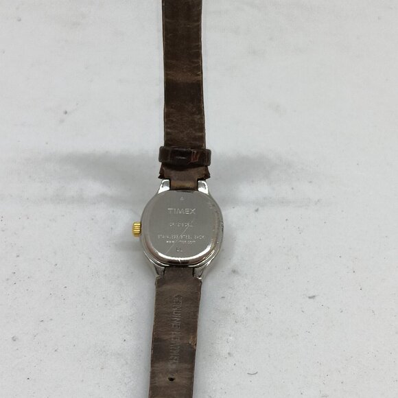 Timex LL Women's 19 mm Two Tone Quartz Watch NEW BATTERY - Picture 9 of 11
